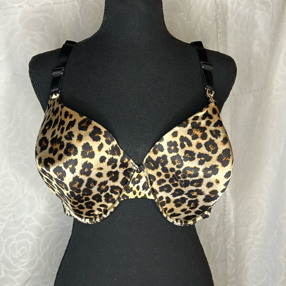SWEET TREASURES black and brown leopard print padded bra. Size 42 D. Underwire.